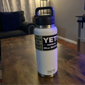 YETI White Rambler 36oz Bottle with Black Lid